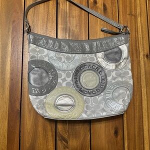 Coach Gray/Silver Op Art Shoulder Bag F19402